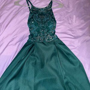 Windsor homecoming dress